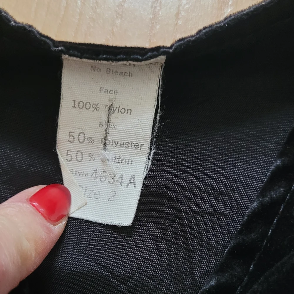 Vintage 1990s special occasion black velvet 2-piece suiting vest and dress pants - Picture 5 of 12